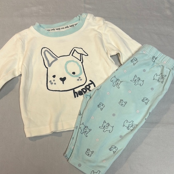 Ellen Degeneres NWOT Cream and Blue Pajama Set with Rabbit Graphic - Picture 1 of 7